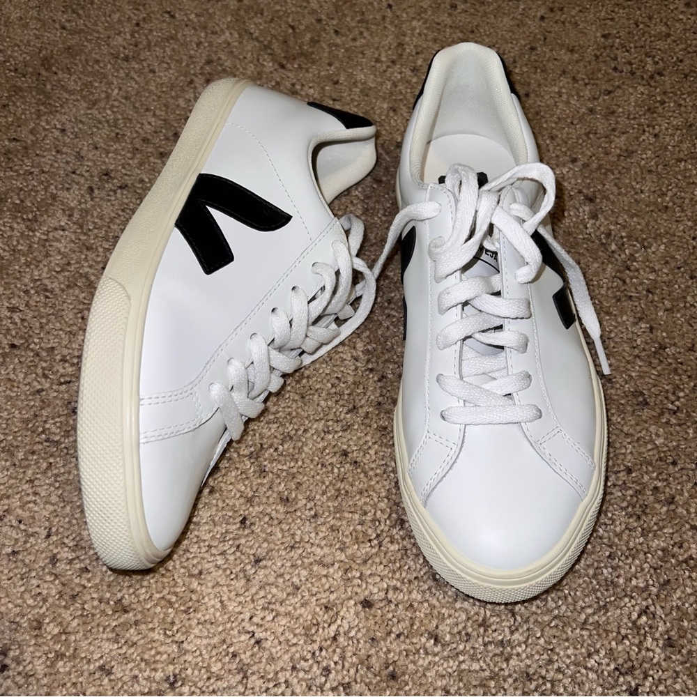 Veja Campo Sneaker